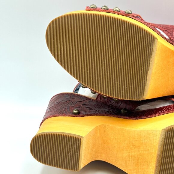 New Dingo Size 9 Tooled Red Leather Western Wedges Platform Clogs Sandals Shoes - Picture 9 of 13